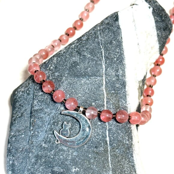Cherry Quartz Short Necklace with Silver Cat on the Moon Pendant - Picture 4 of 13